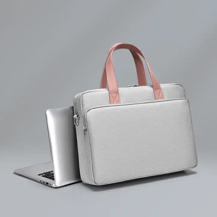 Quilted Polyester Messenger Laptop Bag 14 15.6 16 Inch For Macbook
