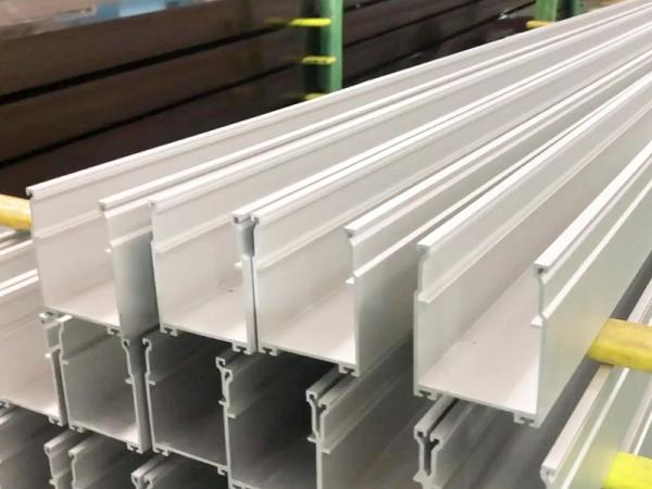 Custom Anodized Industrial Aluminum Extrusion Profiles 6063 V Groove Aluminum
