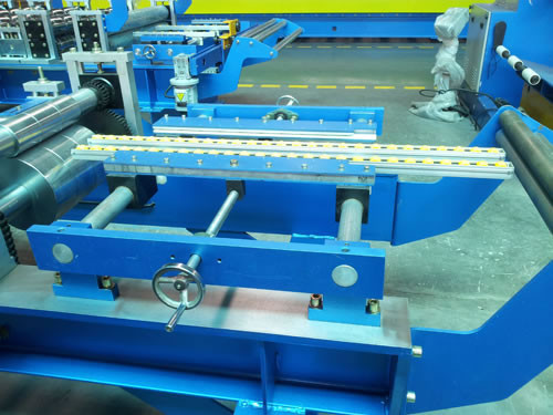 Corrugared / IBR Metal Roofing Roll Forming Machine , Roof Sheet Making Machine