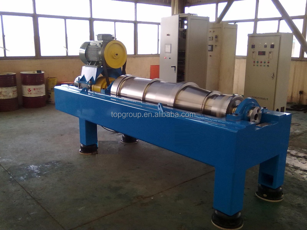 4-90KW TPLW 3 Phase Sludge Dewatering Decanter Centrifuge for Oil Waste Water on Farms