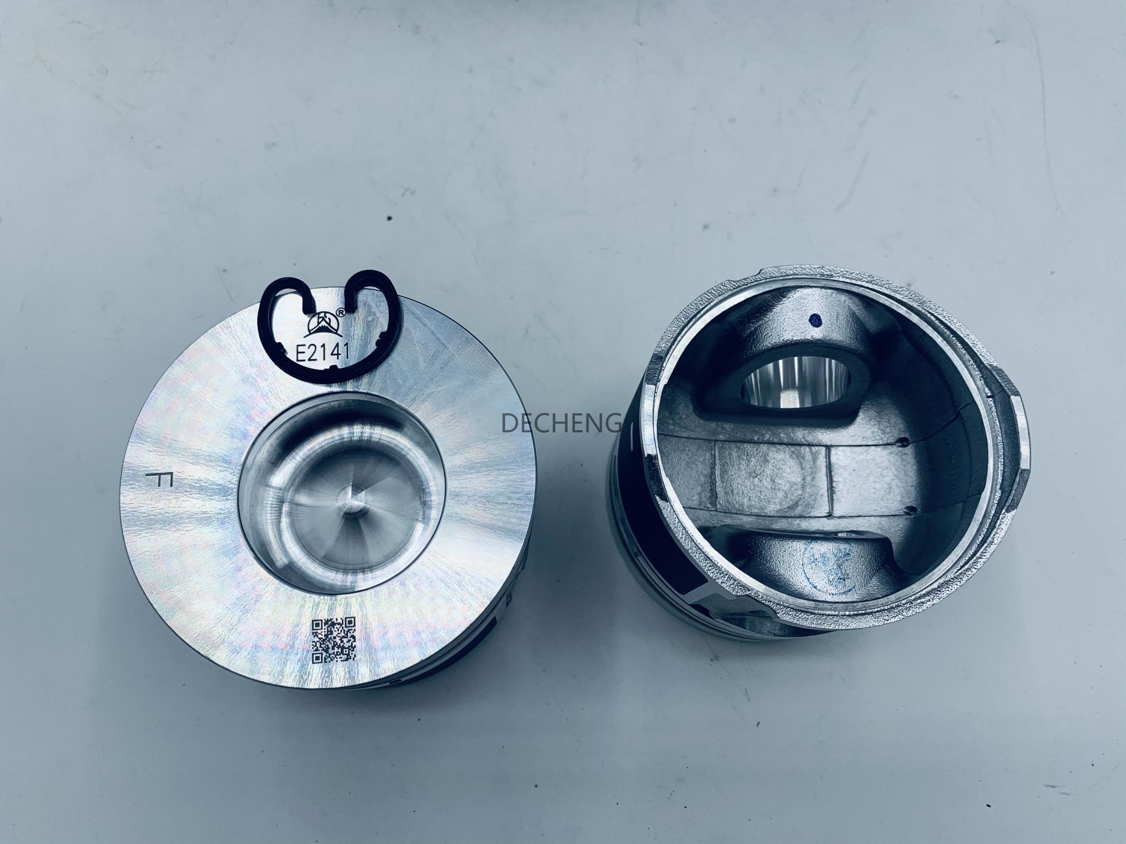 E2141 Komatsu Engine Parts 4D95 B3.3 PC78 94mm Piston
