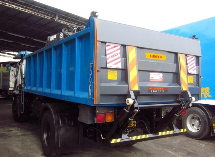 Cantilever Automatic Box Van Tail Lift Truck Power Tailgate 12 / 24V