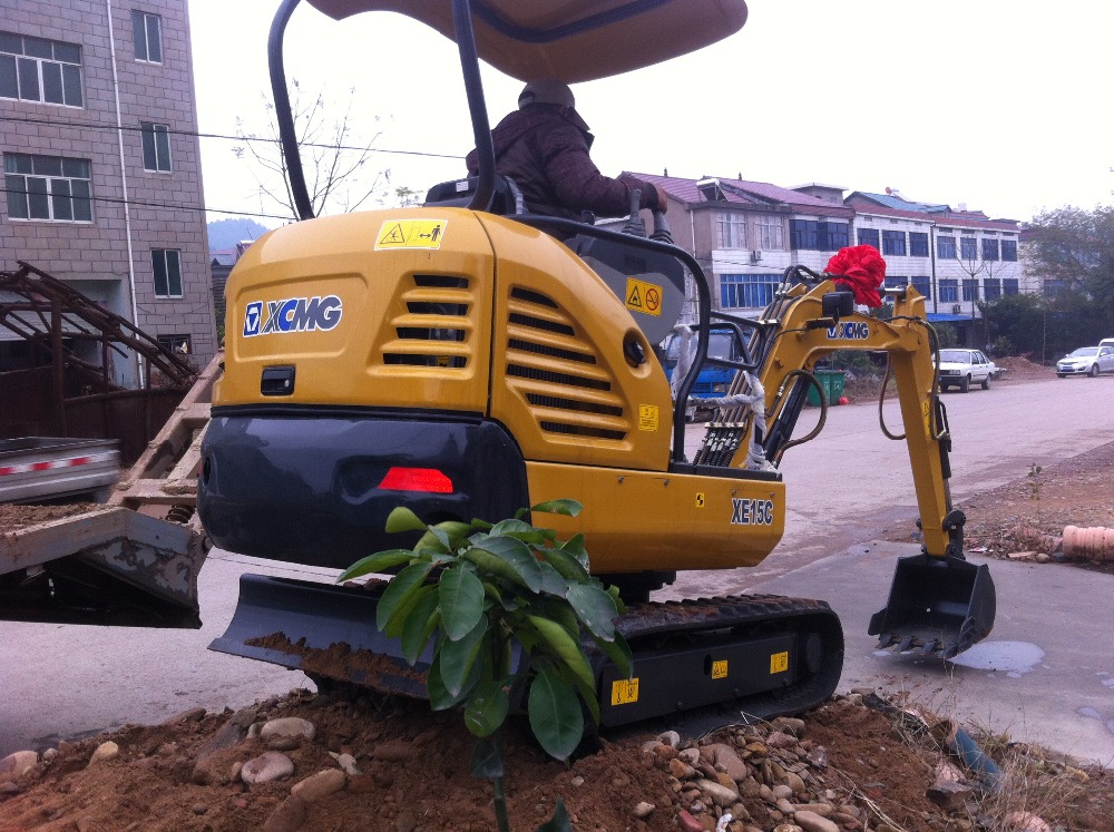 strong power excavator brand XCMG mini excavator 1.5 tons digger new excavtor price