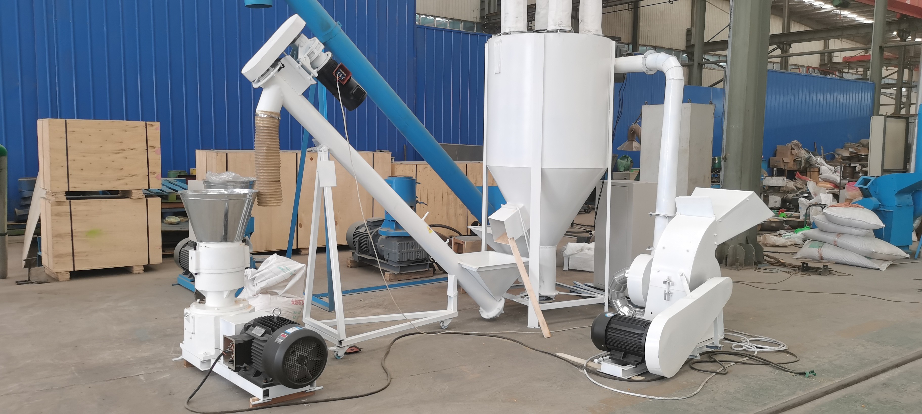 1 year warranty 200-500kg/h feed pellet mill/farm use pelletizer/ chicken feed pellet machine for poultry feed