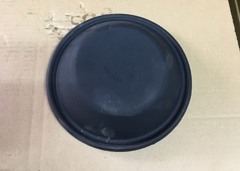 Black ISUZU Auto Parts Brake Chamber Repair Diaphragm 1482520540 Brake Valve Bowl Rubber Cap