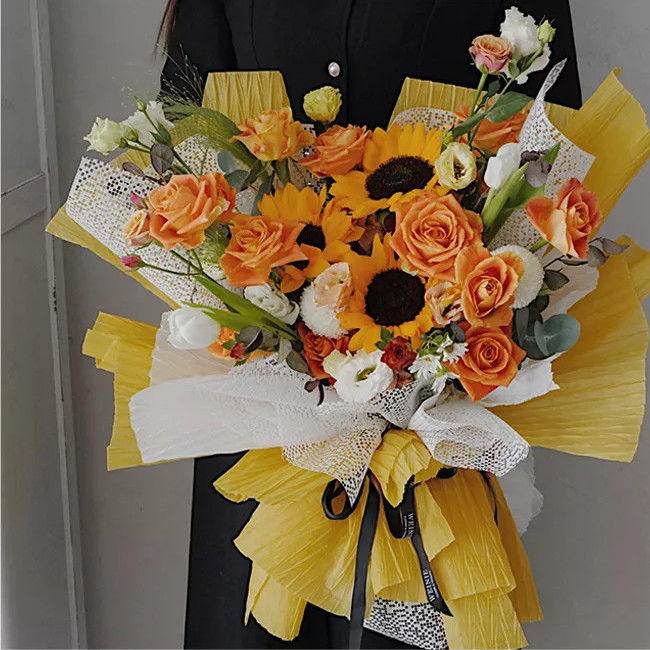 Pleated Waved Bouquet Wrapping Paper 30grm Tissue Paper For Bouquet