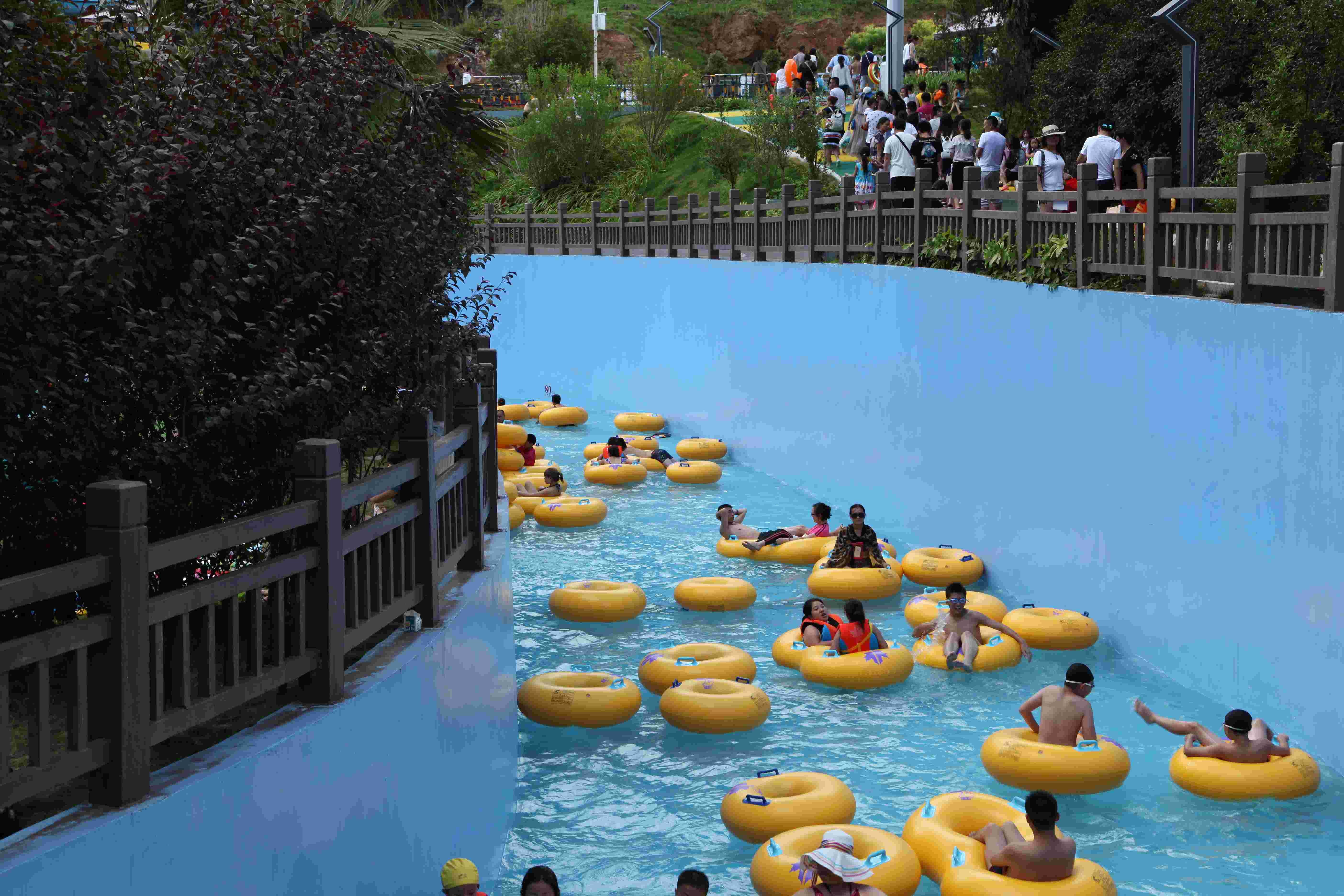 Holiday Resorts Water Park Lazy River Outside Playground Equipment for Aqua Park
