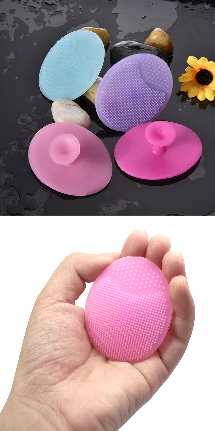 Ergonomic Silicone Facial Cleansing Brush With Telescopic Handle