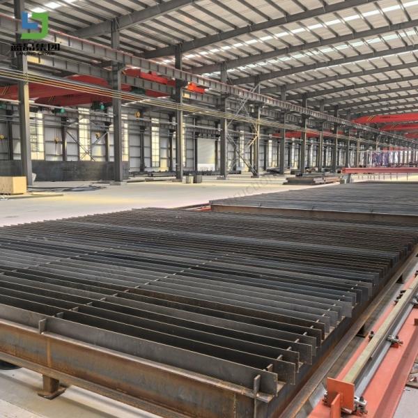 Prefabricated Green Customized Structural Steel Frame Structure Warehouse