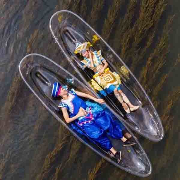 Custom Water Sports Polycarbonate Boat For Family Entertainment