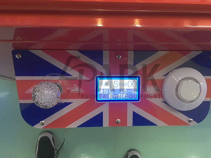 Singapore Crazy Scissors Cut Prize Game Machine , Mini Toy Claw Machine