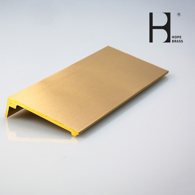 Wearproof H59 Copper Alloy Pen Profiles With Smooth Surface