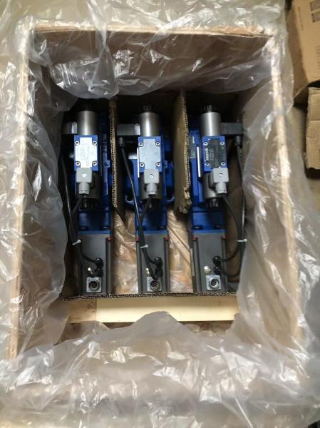R900979856 Rexroth 4WRKE 25 E350L-33/6EG24K31/F1D3M Proportional directional