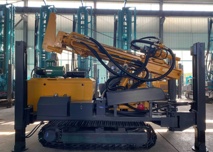 Compact Water Well Pneumatic Drilling Rig For Agriculture / Industry