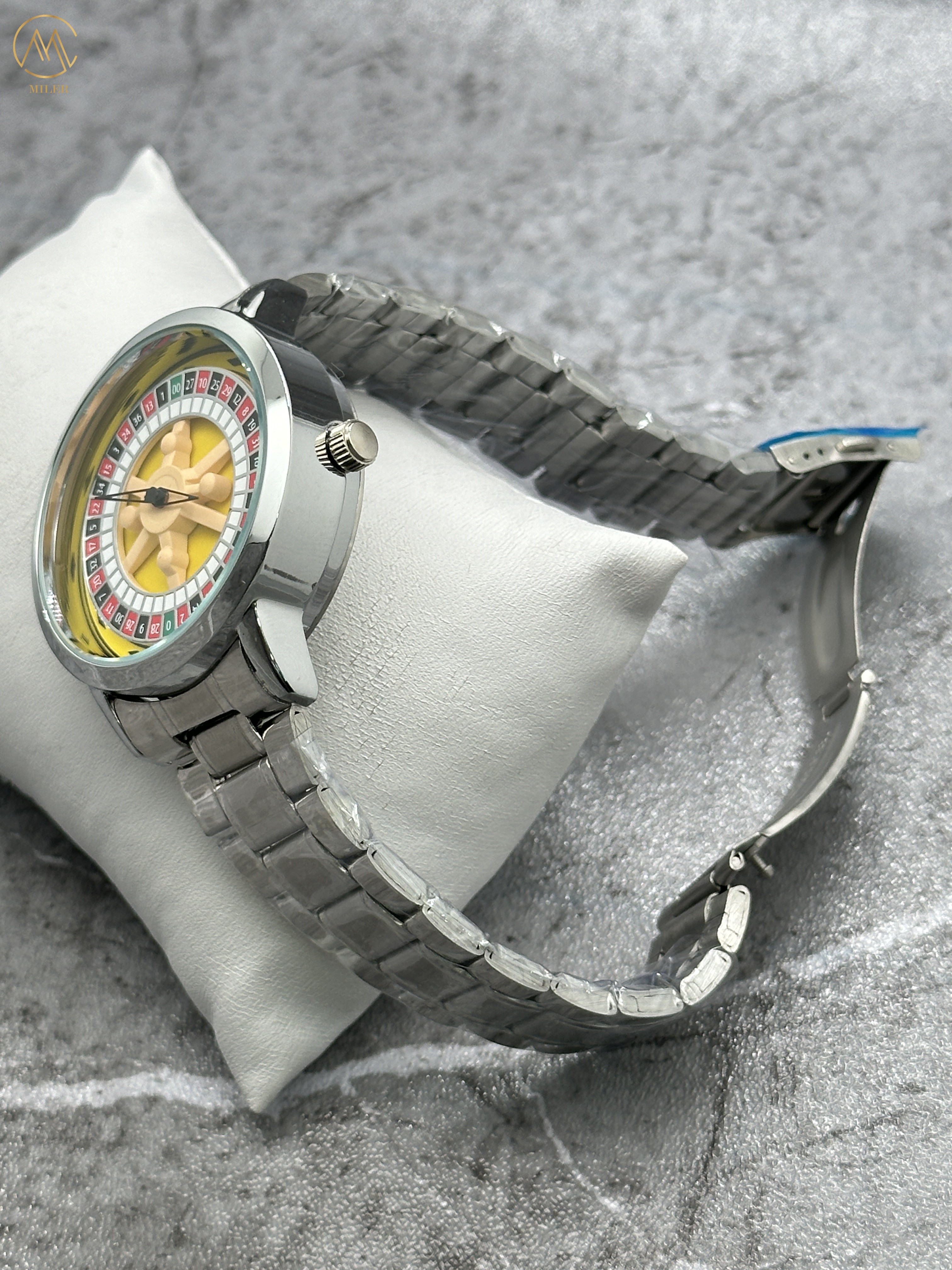 Factory Wholesale Colorful Rotating Table Fashion Watch With Stainless Steel Strap