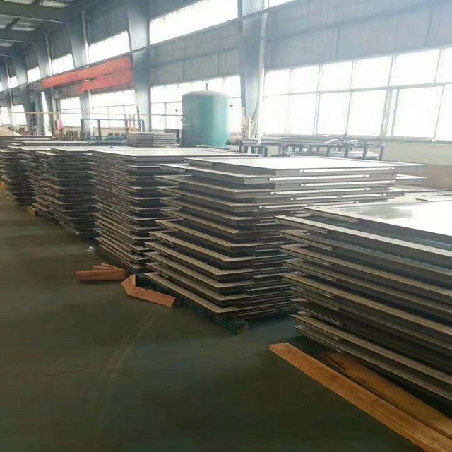 Double Glazed Aluminium Sliding Window Profile Delicate Smooth Surface