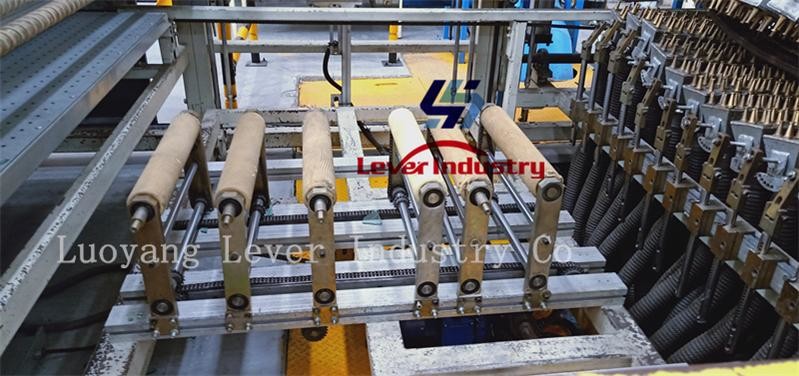 Double Curvature Glass Thoughening machine / Glass Tempering Furnace car backlites glass