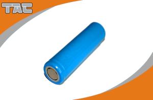  18650 Lithium Ion Cylndrical Battery 3.7V 2200mAh li-iON Cell For LED Light Manufactures