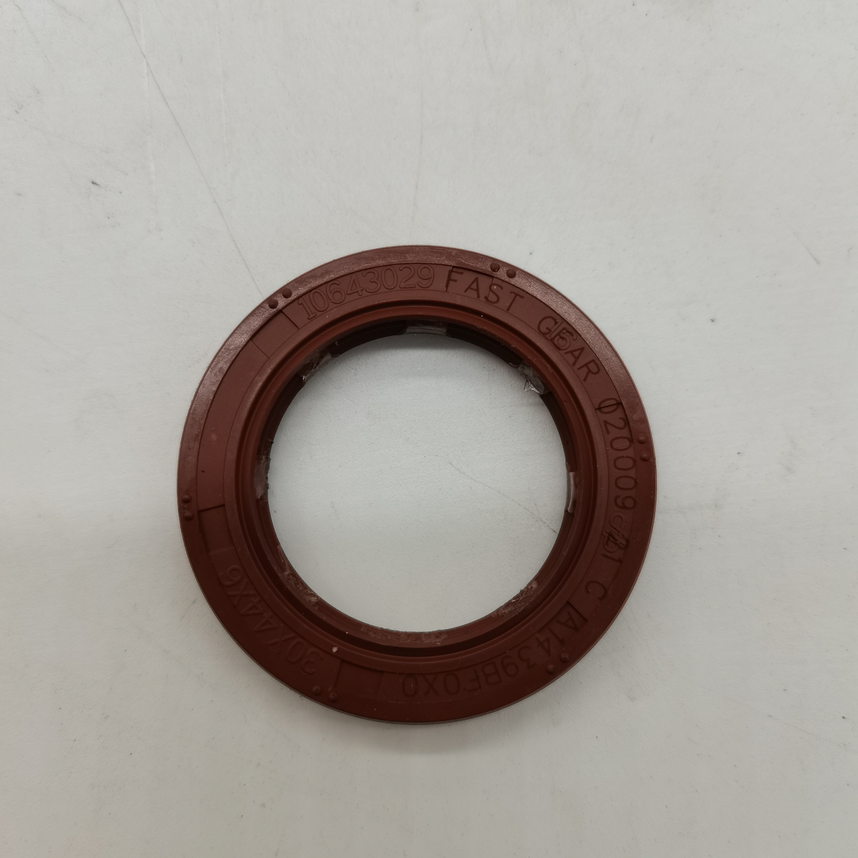 Fast gearbox shift small cover oil seal double H oil seal 10643029 30*44*6 for 12JSDQXL220T