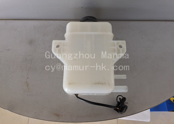 Brake Oil Tank ASM ISUZU Brake Parts For NPR NQR NPS 8-97306217-0