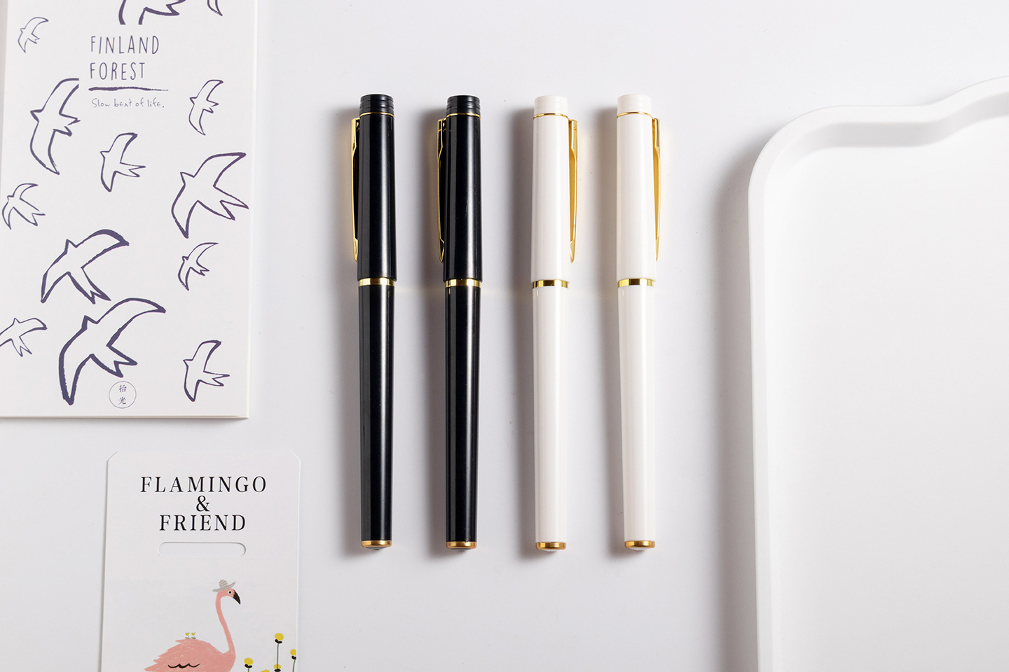 Customized Color Office Stationery White Roller Pen Metallic Simple Sense Plastic Gel Pen