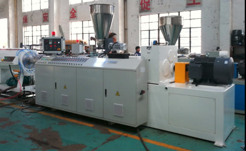 Plastic Electrical PVC Pipe Making Machine Production Line /PVC Conduit Pipe Extrusion Line