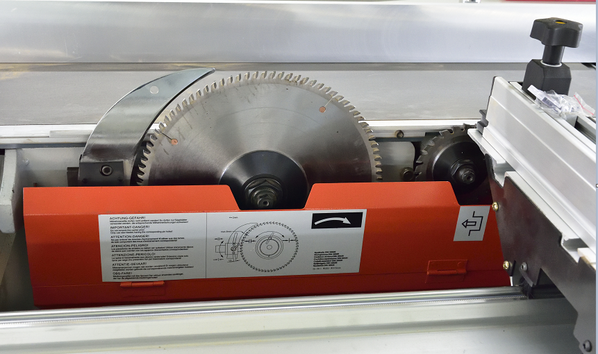 Horizontal Style OSETMAC Sliding Table Panel Saw MJ6132BD for Woodworking 3250*3450*900mm