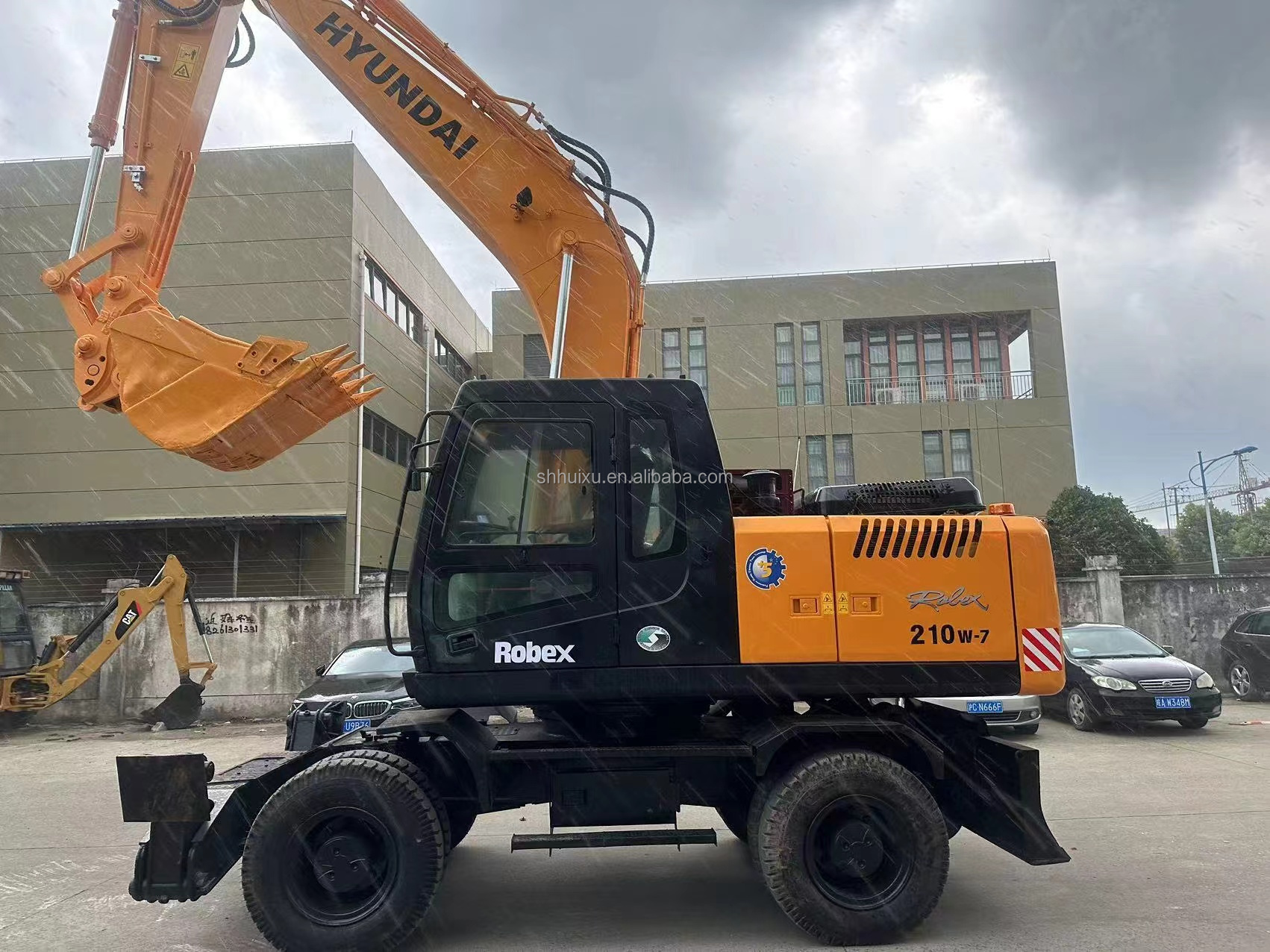 Hyundai R210w-7 Wheeled Excavator Fast Moving Second Hand 20.5t