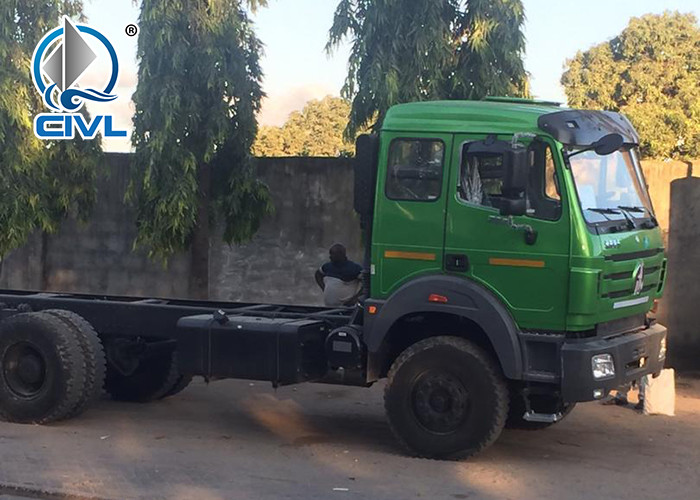 NEW 8X4 Sinotruk Howo Dump Truck A7 371 HP 12 Wheels LHD 60 Tons 20 - 30 CBM ZZ3317N3867N1