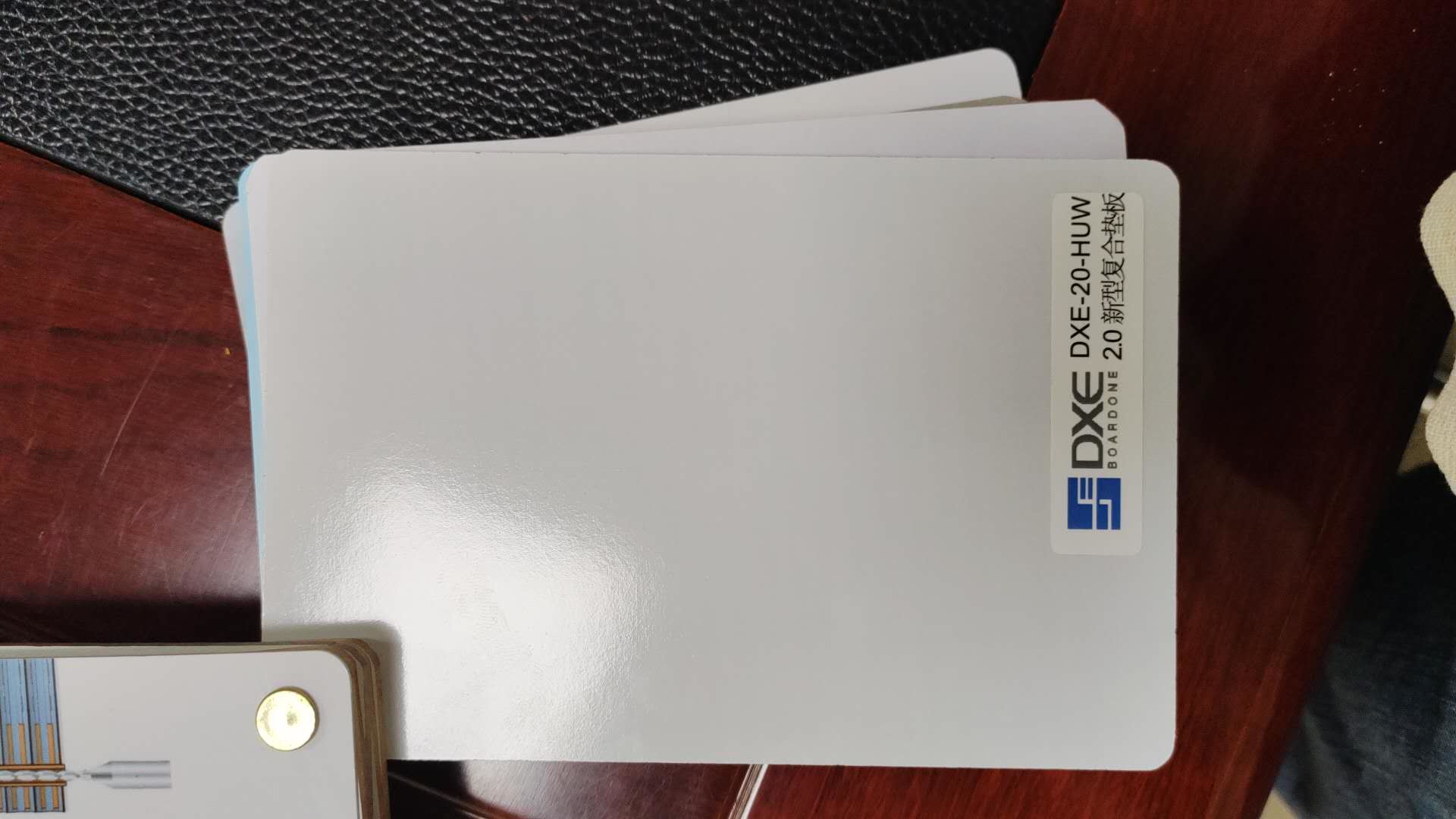 Smooth Surface White Melamine Coating Backup Board 2.0mm 2.5mm