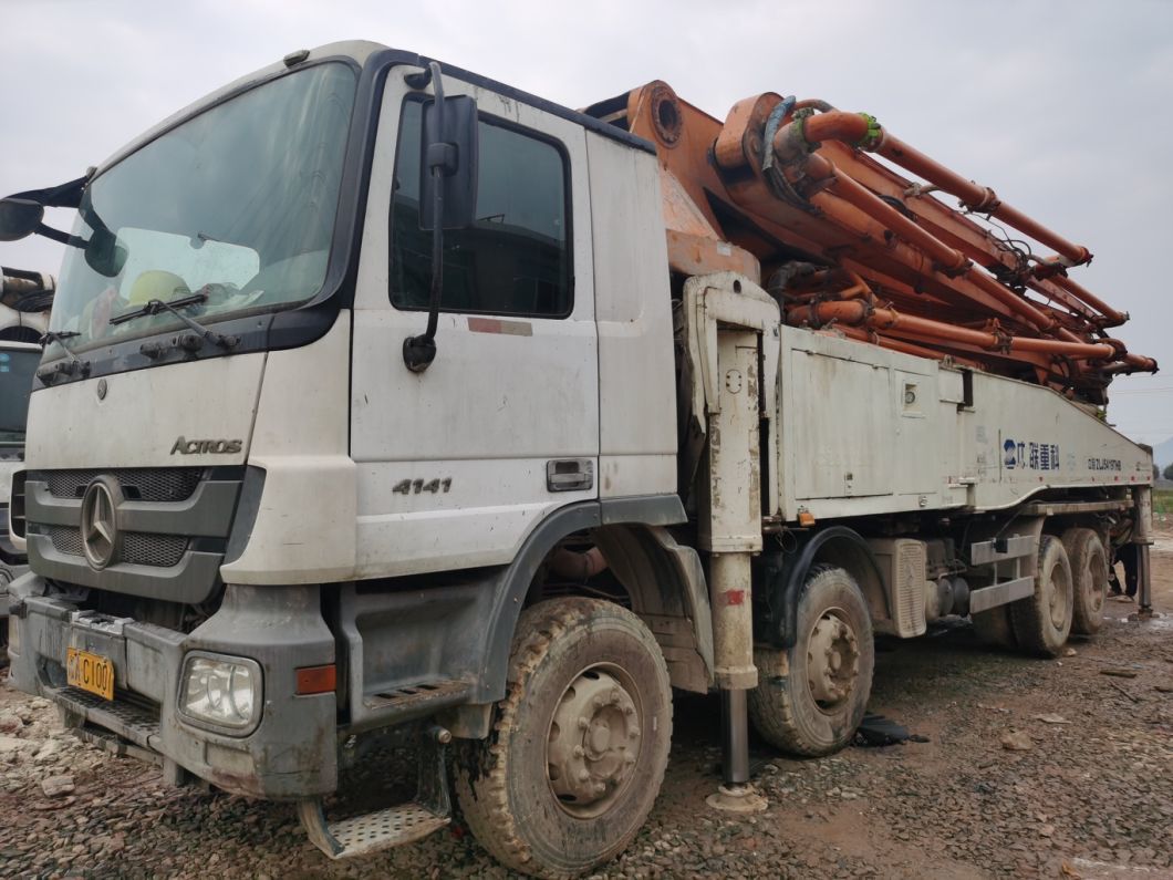 Used Concrete Boom Pump Zoomlion 52meter Low Price Second Hand Pump Machinery Construction