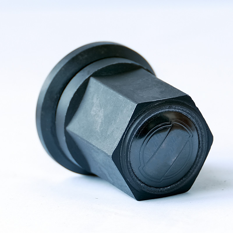 45mm Length Custom Lug Nuts For Trucks For DAF M22x1.5 Thread Size