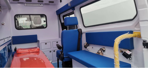7 Seats / 8 Seats Ford Transit Custom Ambulance Diesel 4×2