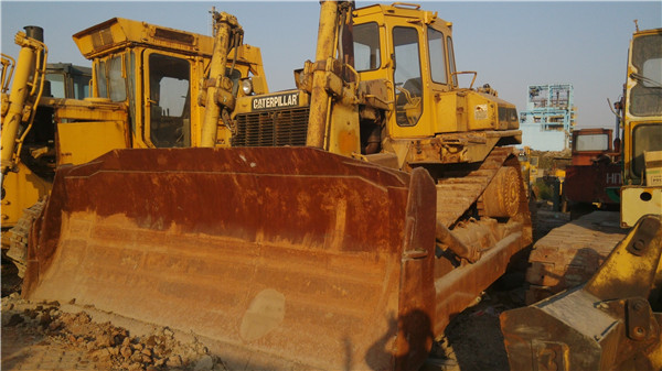 Used Caterpillar D8N bulldozer