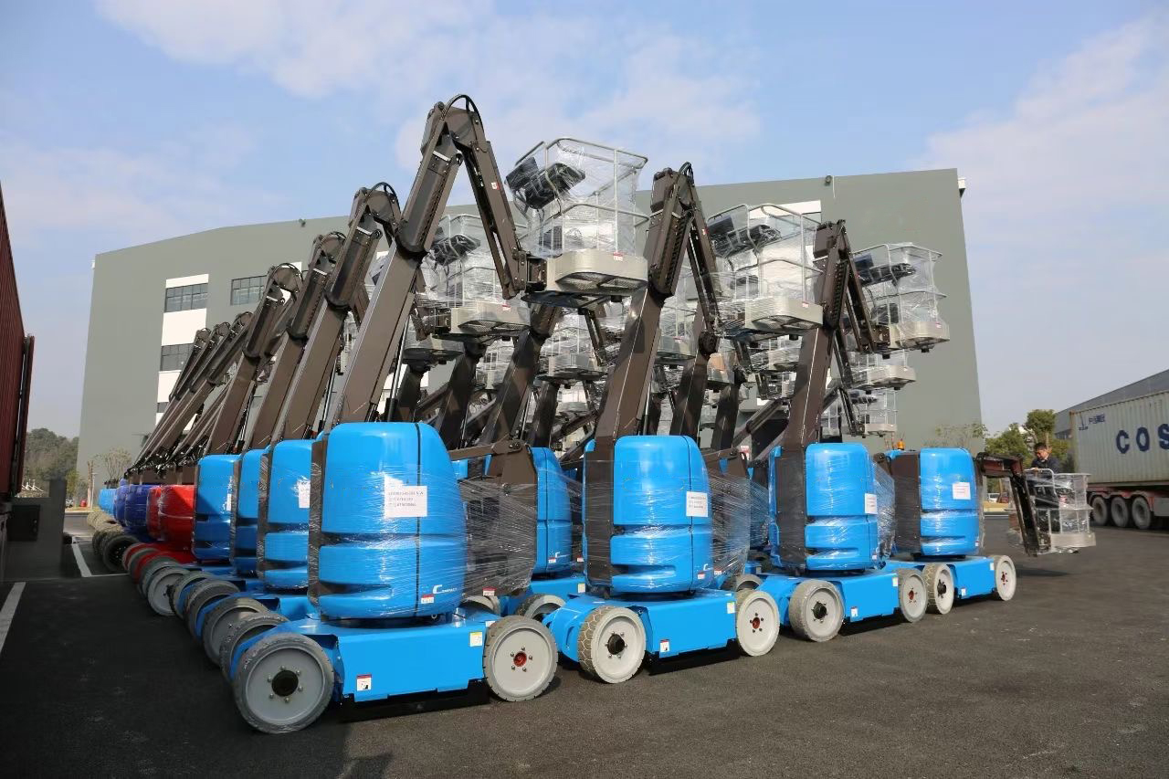 6500 kg Weight Capacity Self-Propelled Articulated Boom Lift for Aerial Work Platform