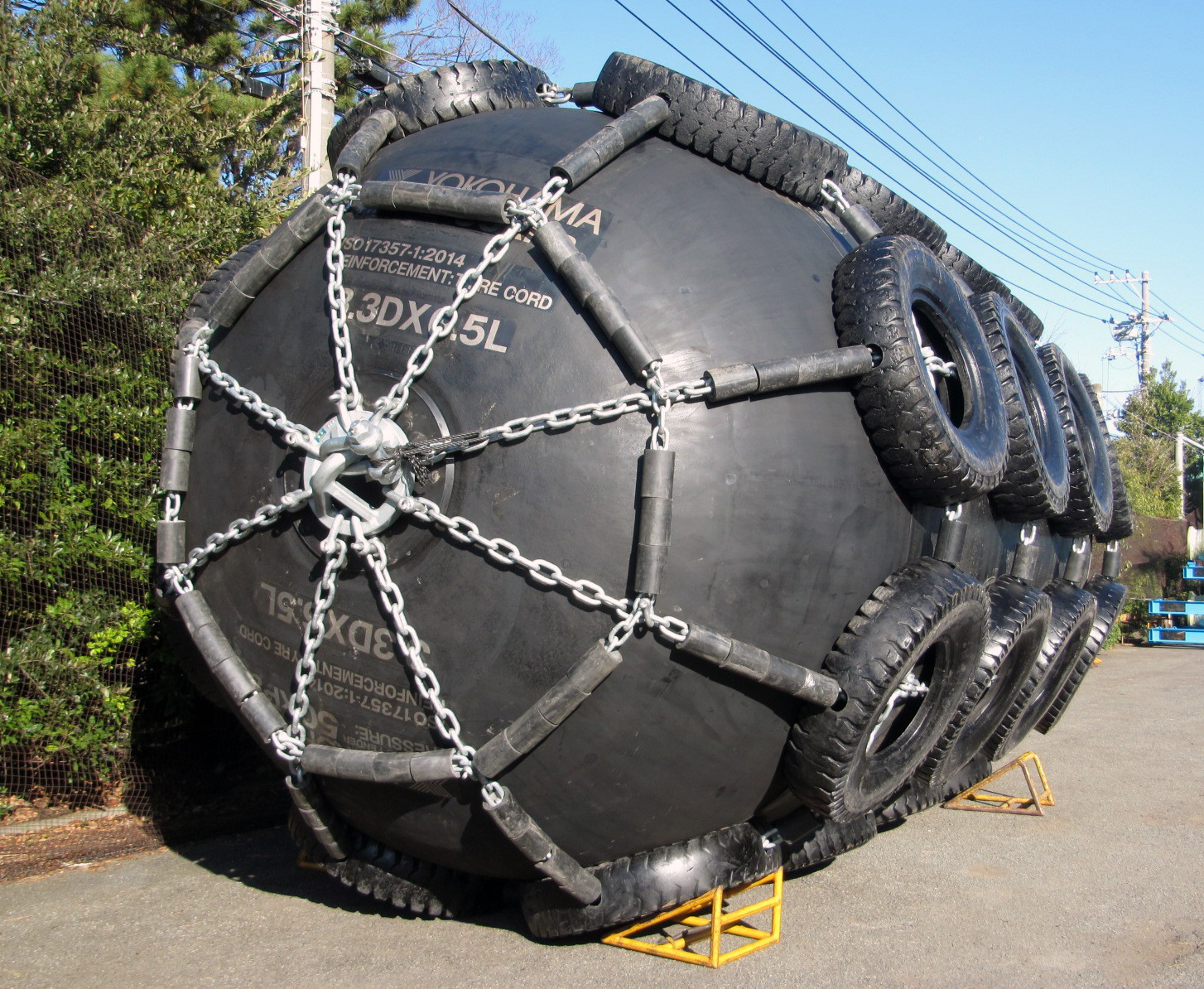 Yokohama Type Marine Rubber Fender Marine Pier Fenders 0.5m-3.3m Diameter