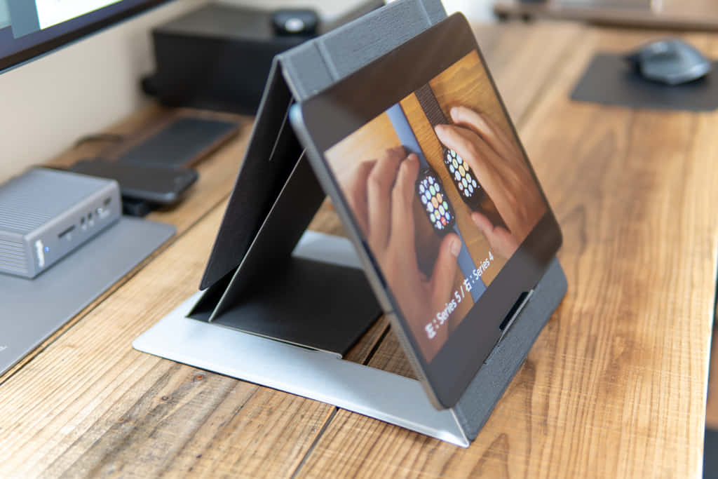 MOFT Z: The 4-in-1 invisible sit-stand laptop desk | Guaranteed Authentic|