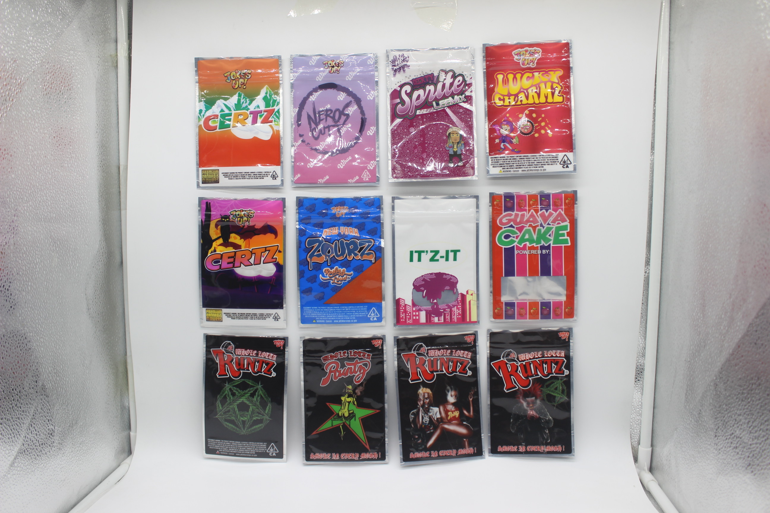Weed Mariguana weed Smell Proof Bags Holographic Printing Effect SGS FDA