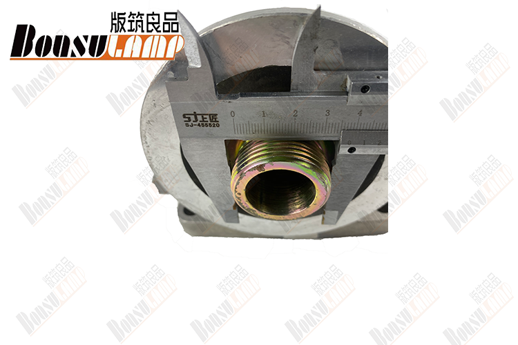 Oil Filter Body Of Isuzu Parts NPR/4HF1 700P OEM 8-97096677-0 8970966770