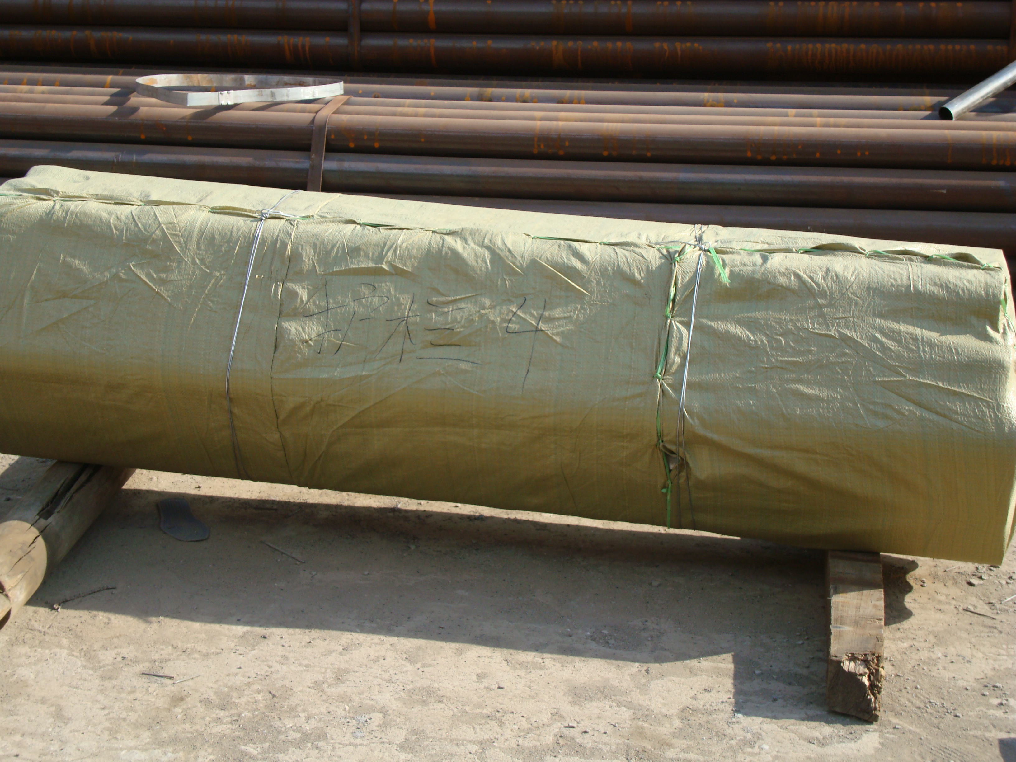 Road Traffic Safe Galvanized Highway Guardrail Blocker/Spacer Customized