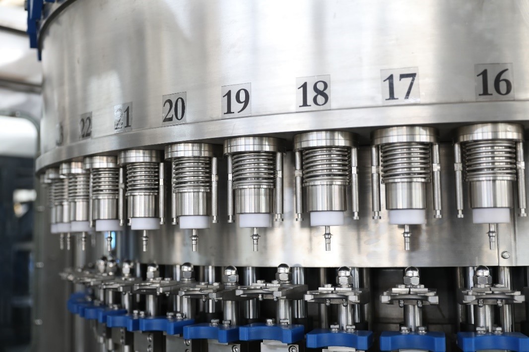 330ml 550ml 1500ml Blowing Filling Capping Combiblock Machine / Production Line