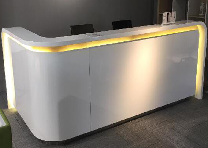  Flat Surface MDF Painting Retail Store Cash Register Display Counter With Lighting Manufactures