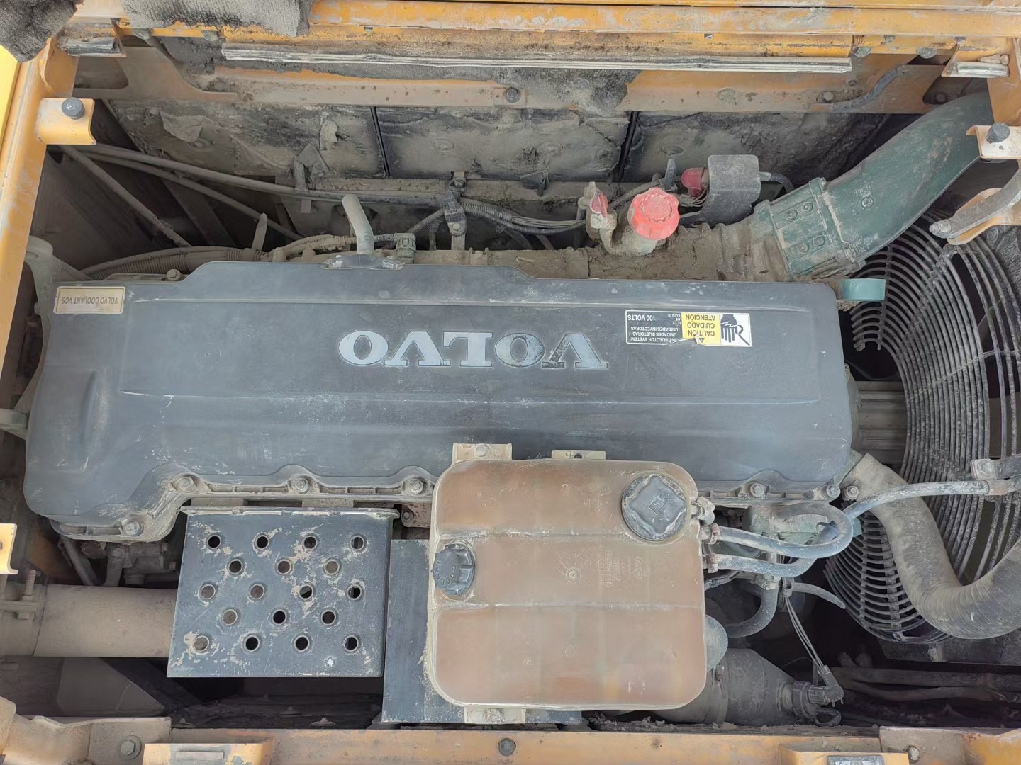 Sweden Used VolvoEC380 Excavators Hydraulic Crawler Backhoe 38Ton Mining Digshell