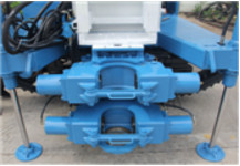 Multi Function Water Well Drilling Rig Track Mounted 200m Deep Water Hole