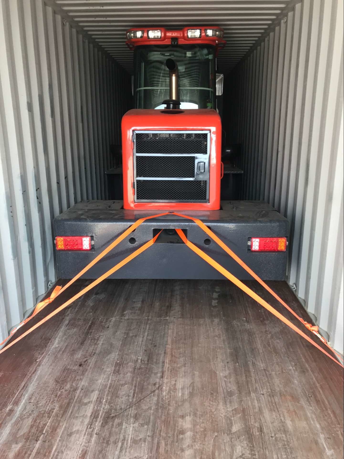 5.5ton 4 Wheel Drive Forklift , 25km/H All Terrain Telescopic Forklift