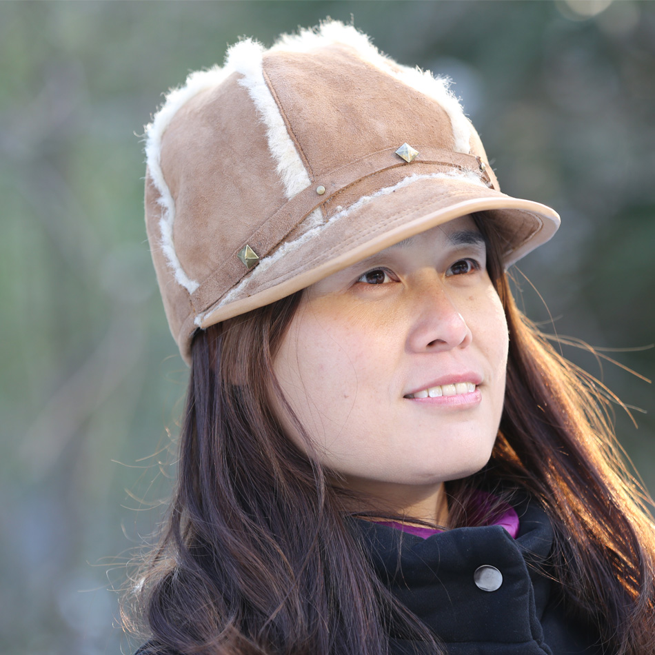 Shearling Double Face Sheepskin Beanie Hat For Adults Plain Pattern Camel Color