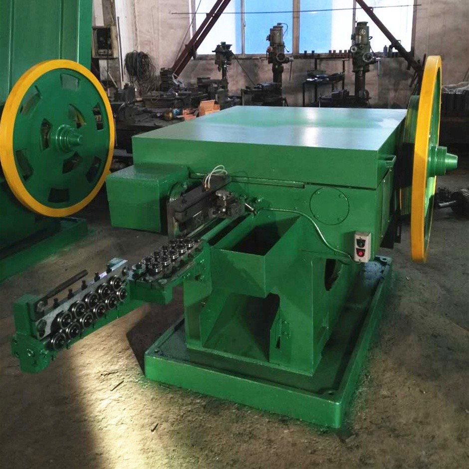 Heavy Duty Wire Nail Making Machine Durable Low Noise Automatic Concrete