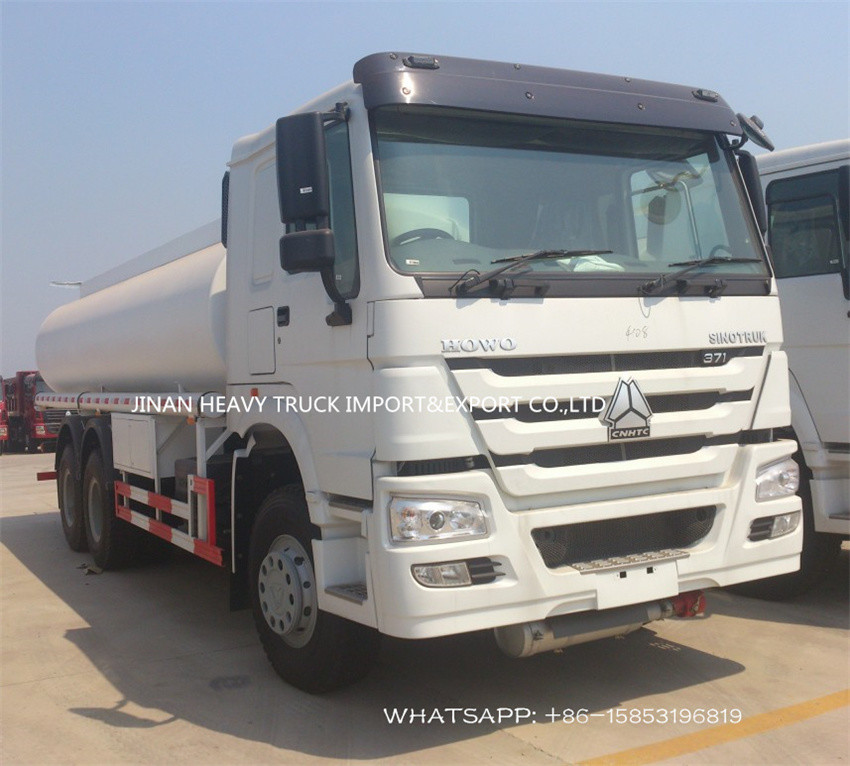 Sinotruk Howo 25cbm 25000 Liters Oil Tank Trailer Oil Filling Truck