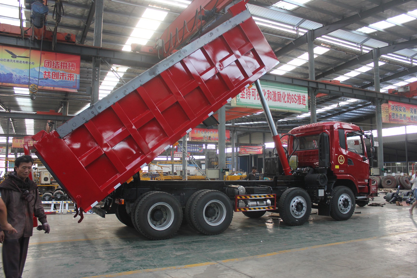 60T Rear Dump Trailer 3 Axle Hydraulic Cylinder Ending Tipper Semi-Trailer with Materials