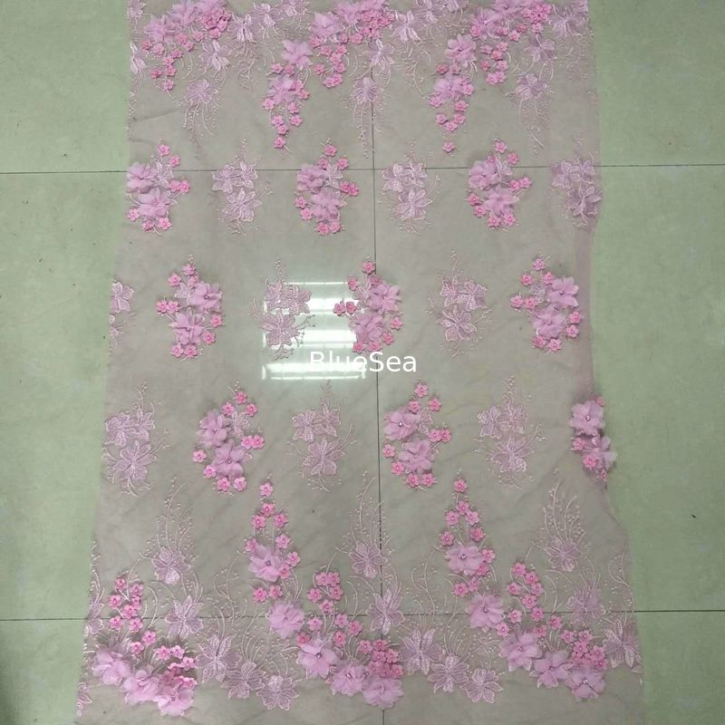 Pink color Polyester 3D flower embroidered Lace fabric with bead for women garments